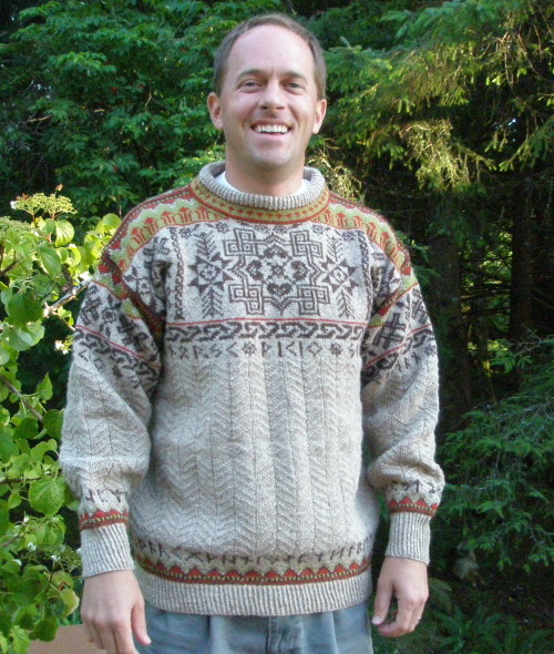 Futhark Pullover